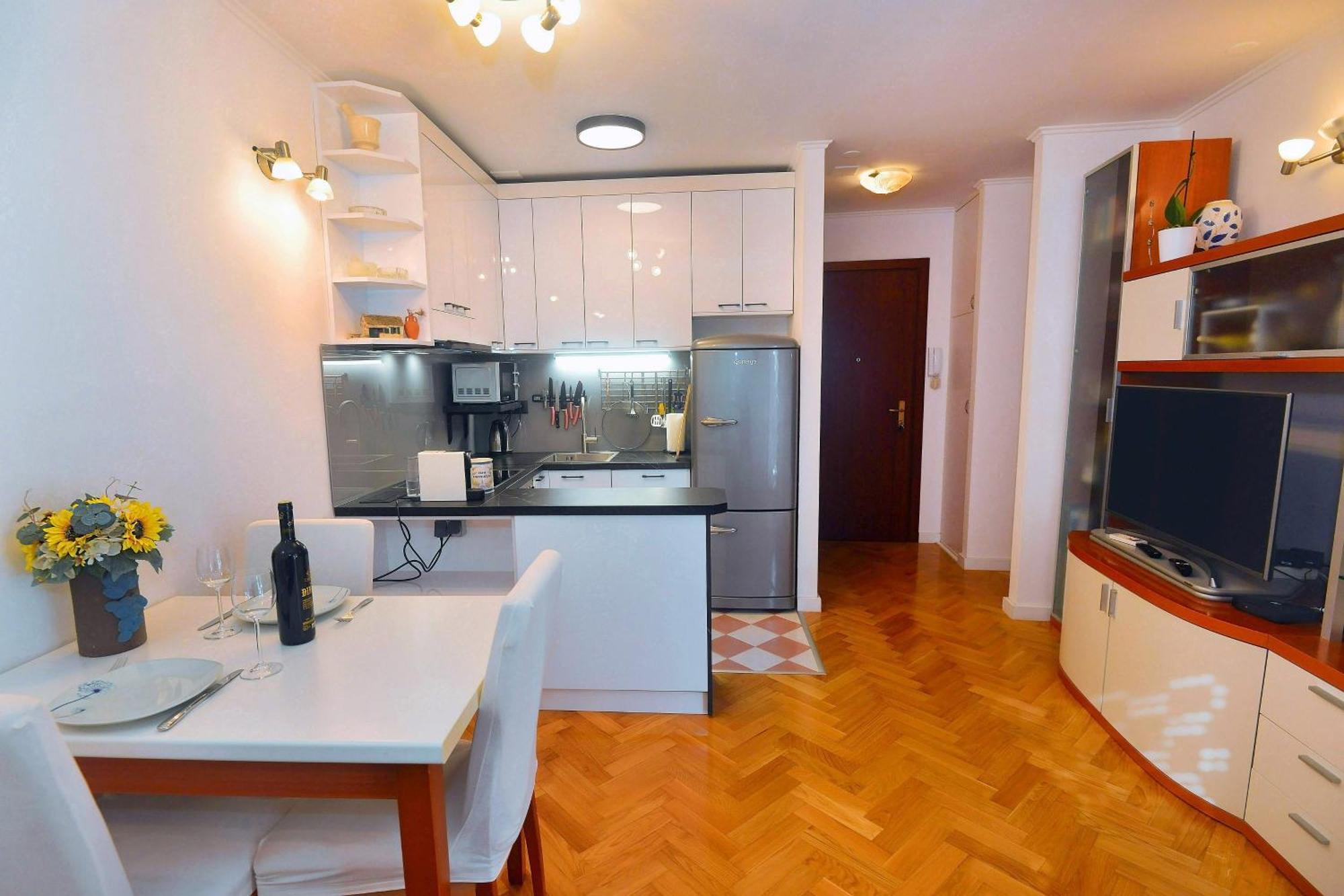 One Bedroom Apartment Terrace Parking Split Kültér fotó